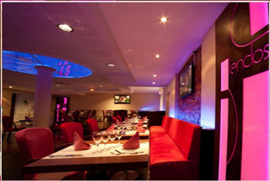 Logis Hotels - Hotel Restaurant L Enclos Donneville Buitenkant foto