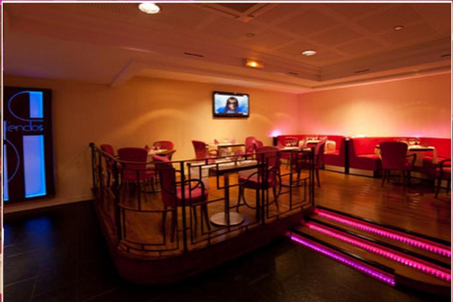Logis Hotels - Hotel Restaurant L Enclos Donneville Buitenkant foto